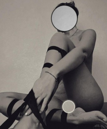 Встречи со мной – это настоящее путешествие в мир блаженства и страсти. Я креативная и опытная индивидуалка, которая знает, как доставить удовольствие на все сто. Мои услуги широки и разнообразны: классика, оральный секс, анал, легкая доминация. Возможности безграничны, я открыта для экспериментов. Мои фото говорят сами за себя – я сексуальная богиня, готовая развлечь тебя и раствориться в наслаждении. В моих отзывах ты найдешь только положительные комментарии, люди обожают меня за мою страсть и нежность. Живу я в Москве, городе возможностей и разврата. Позвони мне и прочувствуй все это на собственном опыте 😏💋🔥#москва #москвы #вмоскве 6997, 23 года